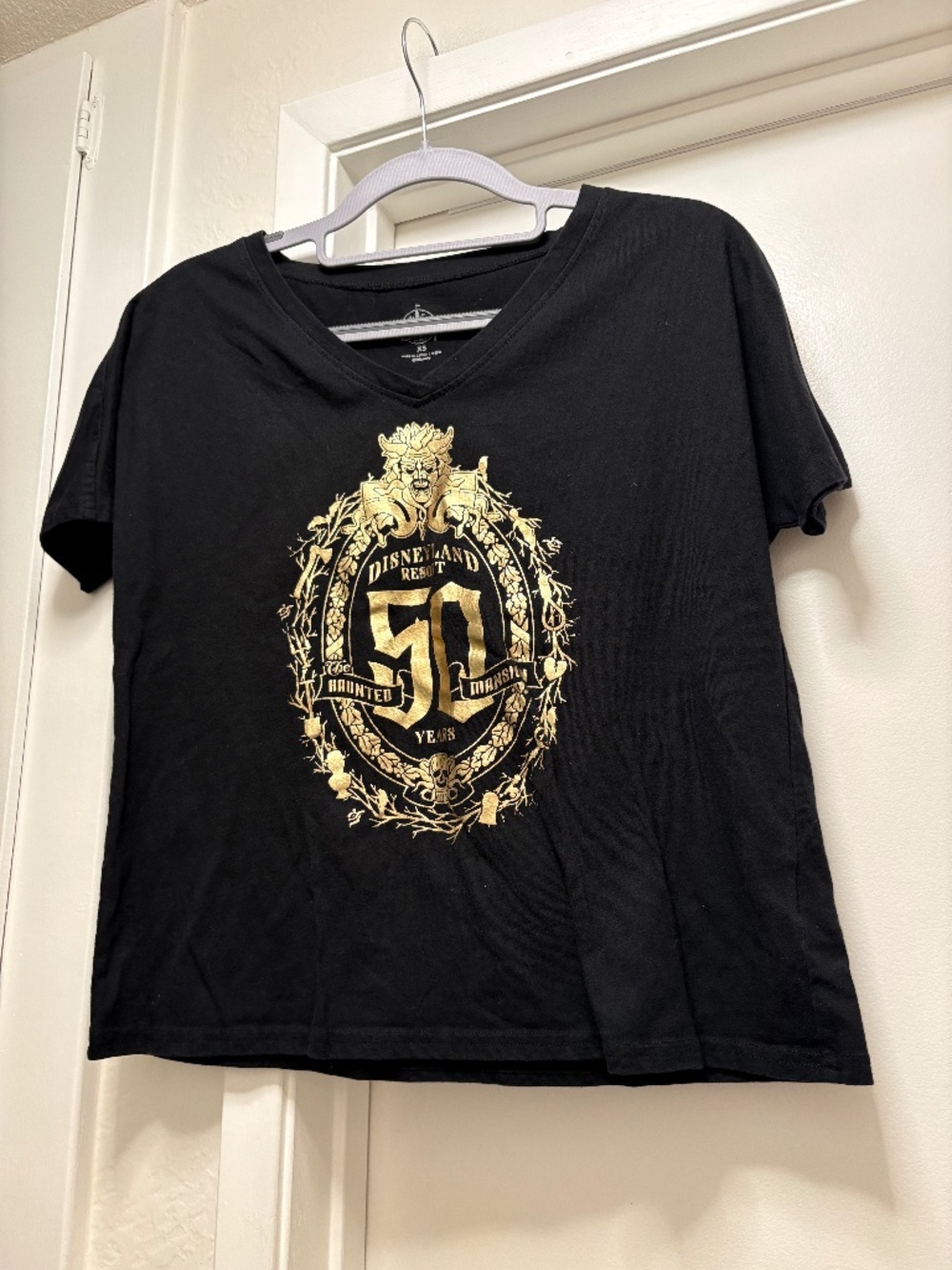 Disney / Disneyland Haunted House 50th anniversary tshirt - size XS